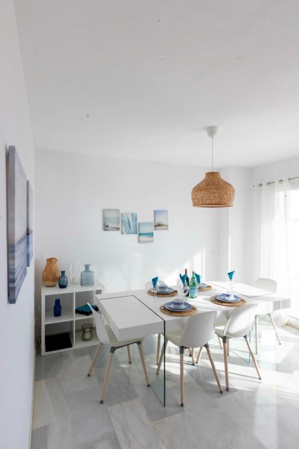 Frontline Beach Penthouse In Mi Capricho Sitio de Calahonda المظهر الخارجي الصورة